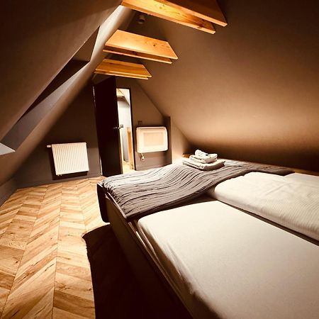 5 Star Apartments - Luxury & Comfort يلينيا غورا المظهر الخارجي الصورة