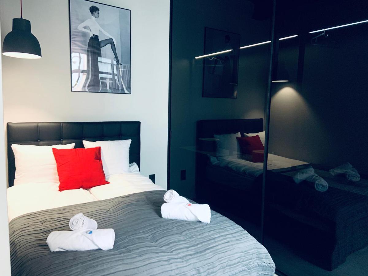 5 Star Apartments - Luxury & Comfort يلينيا غورا المظهر الخارجي الصورة