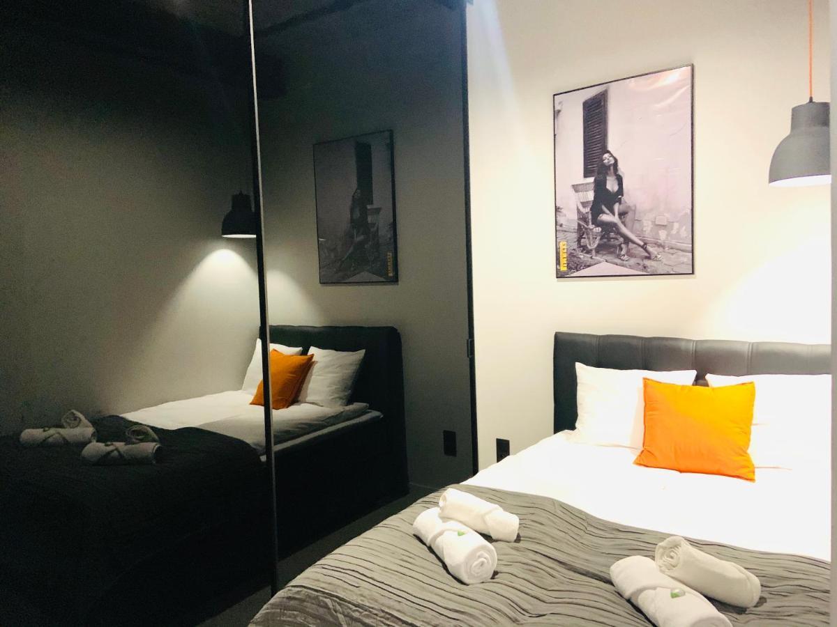 5 Star Apartments - Luxury & Comfort يلينيا غورا المظهر الخارجي الصورة