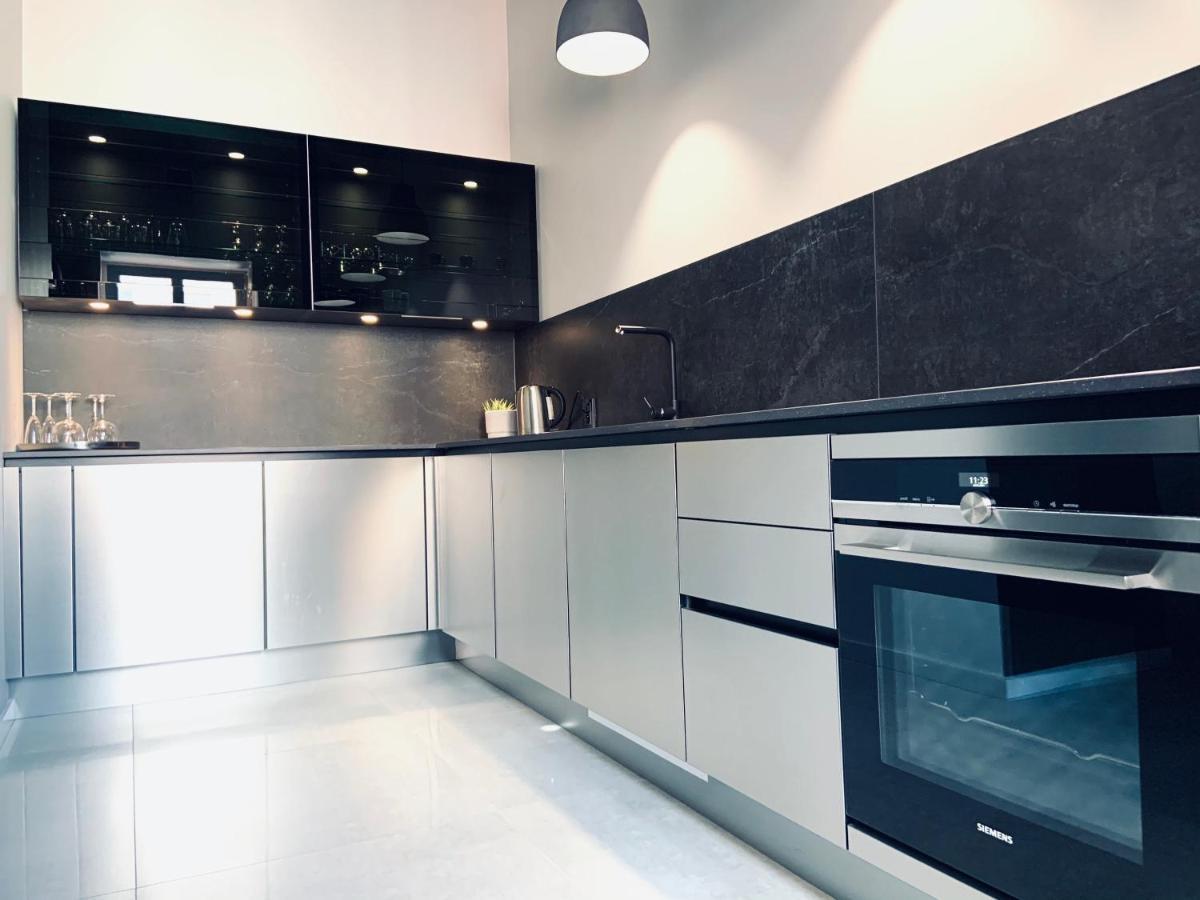 5 Star Apartments - Luxury & Comfort يلينيا غورا المظهر الخارجي الصورة